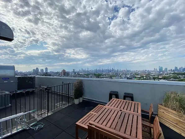 139 Skillman Avenue image 14 of 18