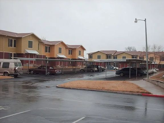 2nd image of 1476 Canyon Creek Dr #3275