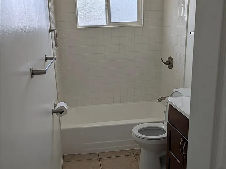 8641 Garfield St — Photo 11