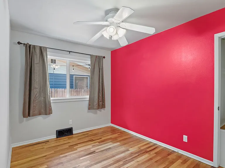 3104 E 35th Ave — Photo 18