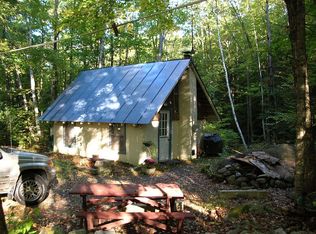 97 Quinttown Rd, Orford, NH 03777