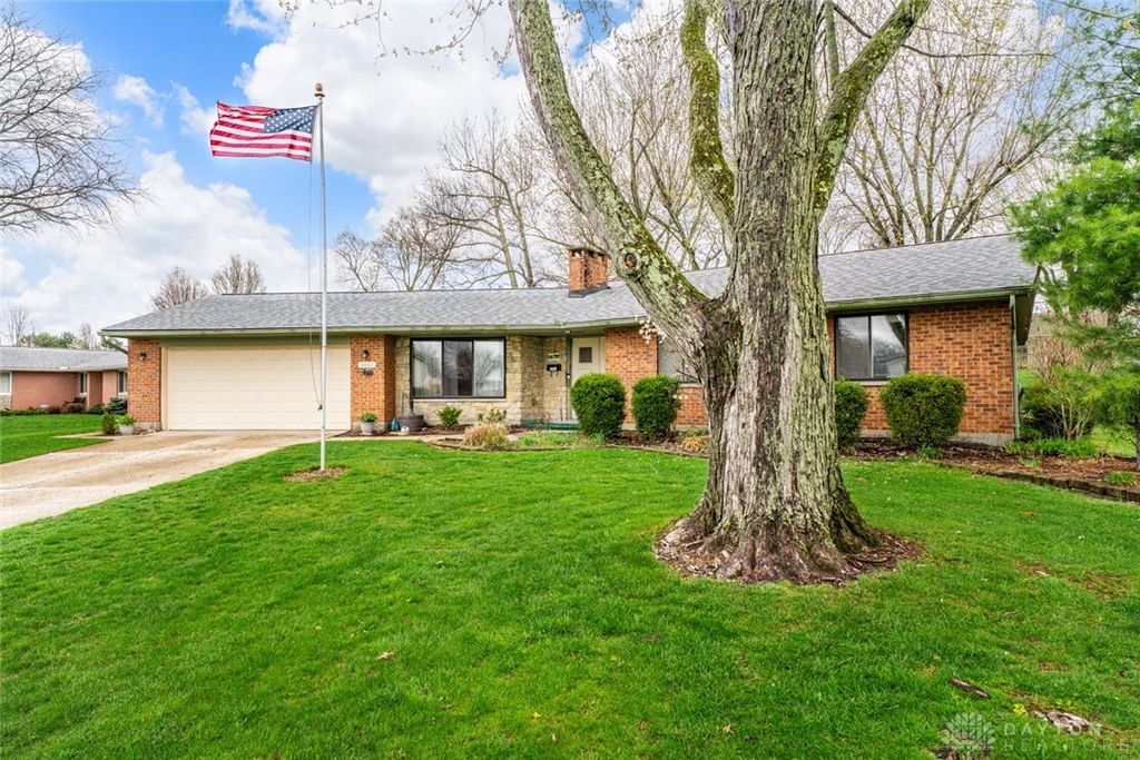 Real estate listing image