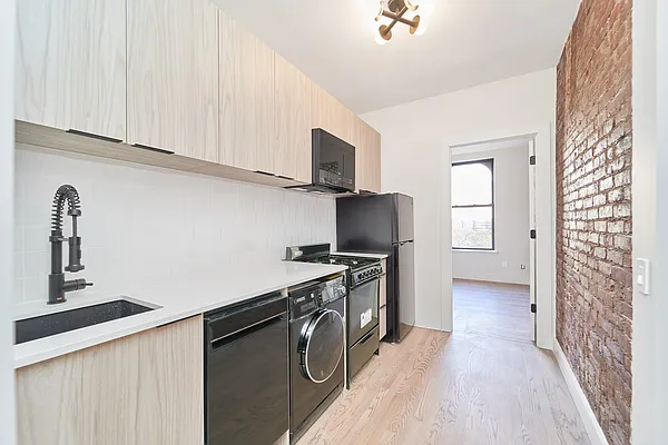 Rented by Living New York | media 11