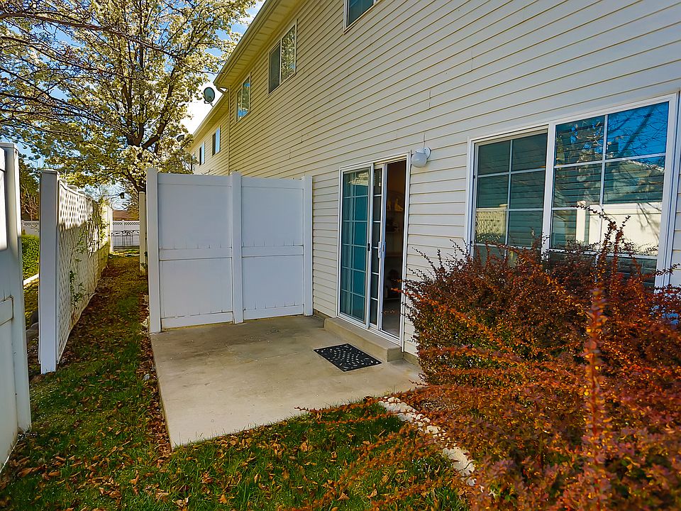 1st image of 8867 S Foxtail Pine Way