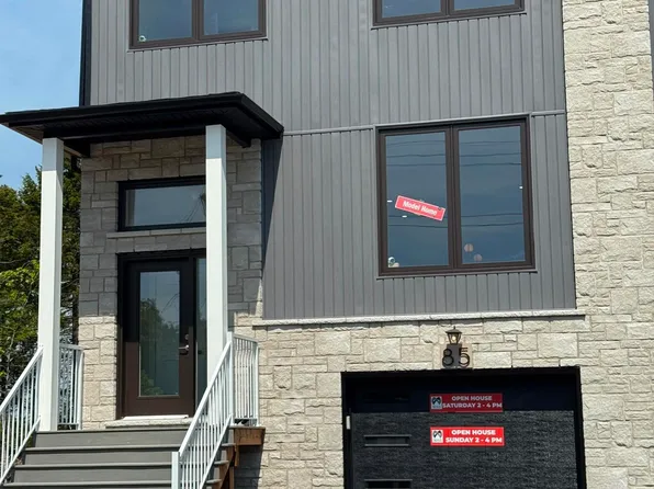 85 Simona Dr, Dartmouth, NS B2X 0E1