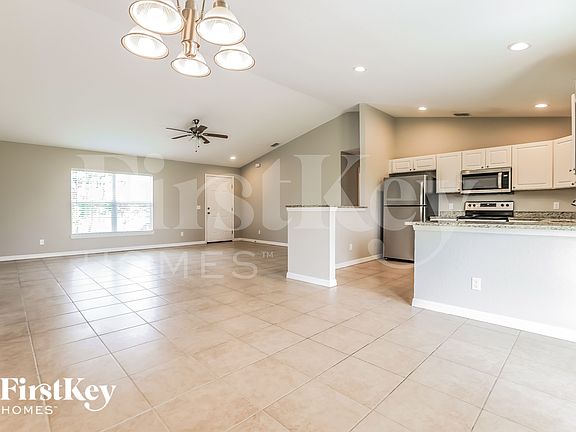 4th image of 12477 Willmington Blvd