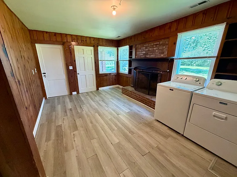 6515 Trottinridge Rd — Photo 2