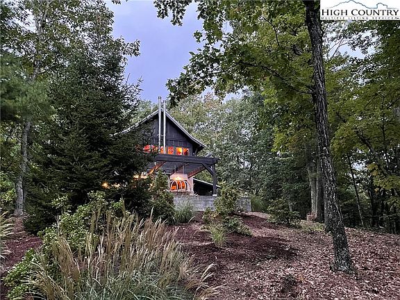 4th image of 204 Shale Hollow Lane