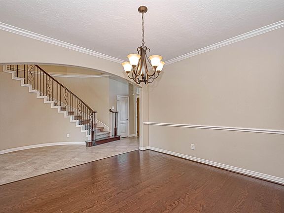 5th image of 17827 Circular Quay Ln