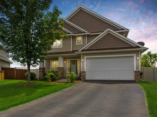 16325 Tahinka Ct NW, Prior Lake, MN 55372