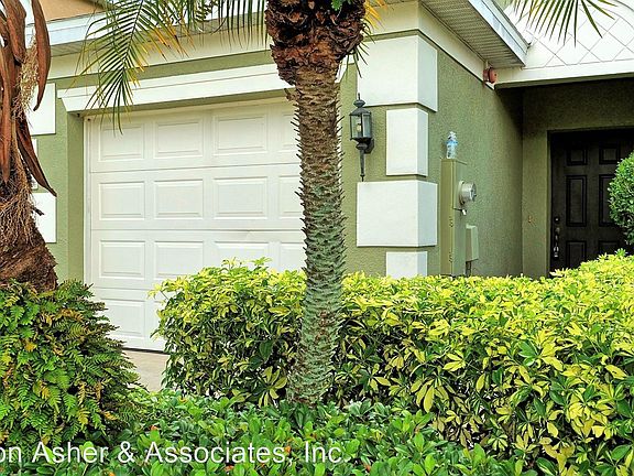 2nd image of 13269 Daniels Landing Cir