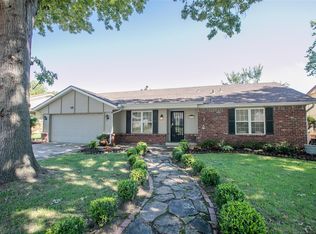 6945 E 72nd St S, Tulsa, OK 74133