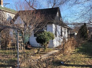 15713 Fisk St, Harvey, IL 60426