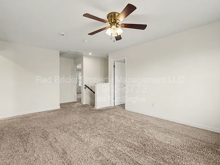 11144 Comiskey Ln — Photo 16