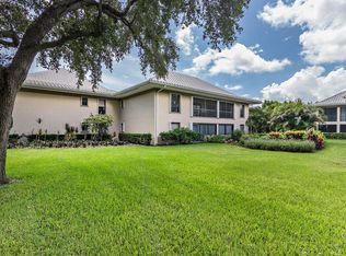 22 SE Turtle Creek Dr #E, Tequesta, FL 33469
