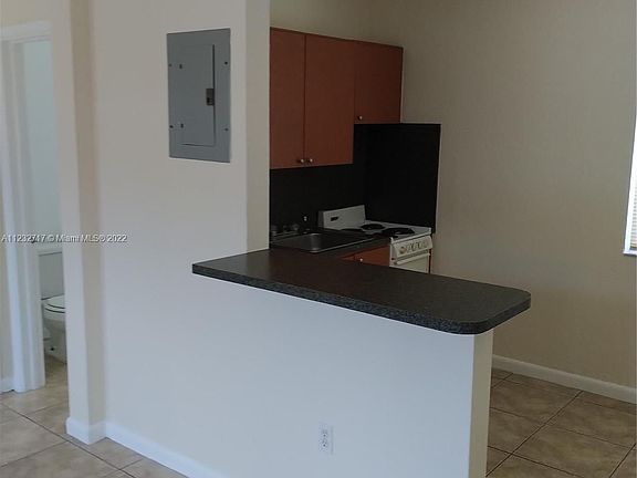 3rd image of 688 NE 85th St #3A