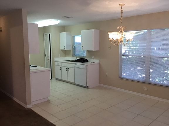 4th image of 1607 Bowman Ave