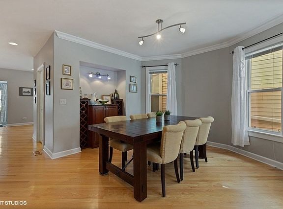 4th image of 4045 N Central Park Ave