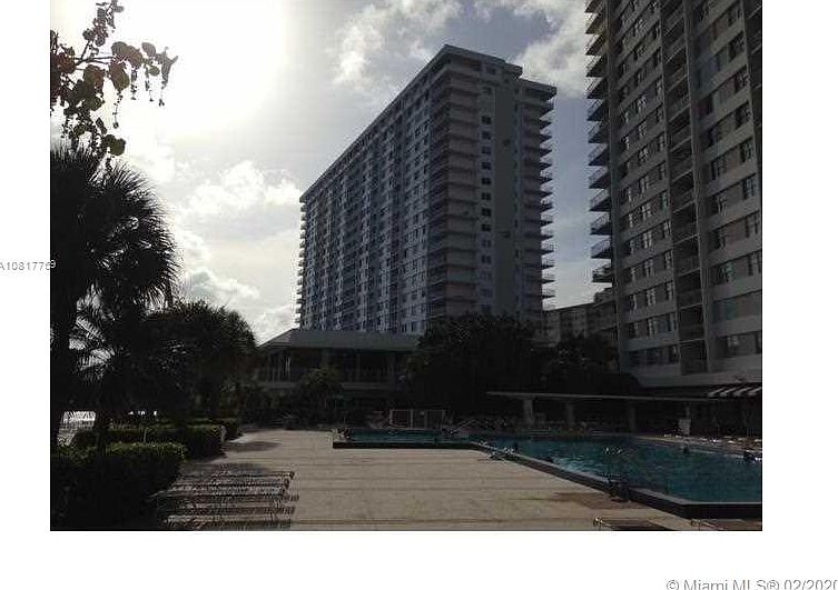 1st image of 500 Bayview Dr APT 224