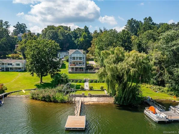 50 North Lake Shore Drive, Brookfield, CT 06804