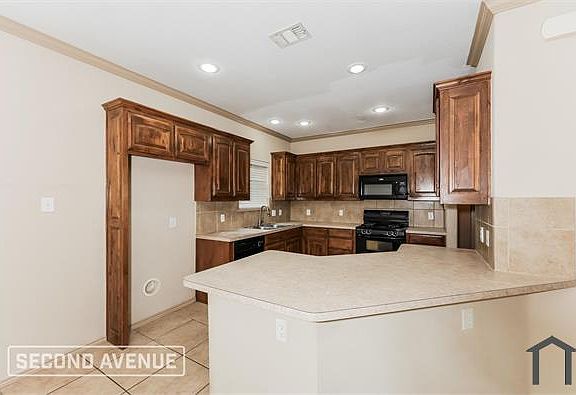 5th image of 2120 Ingrid Ln