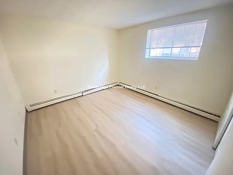 45 Elm St #13 — Photo 12