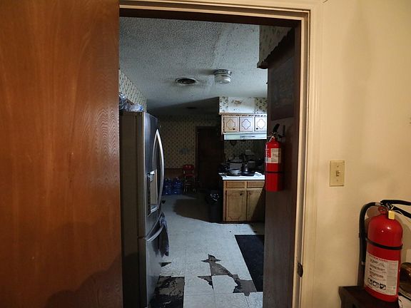 4th image of 1119 Marcella St