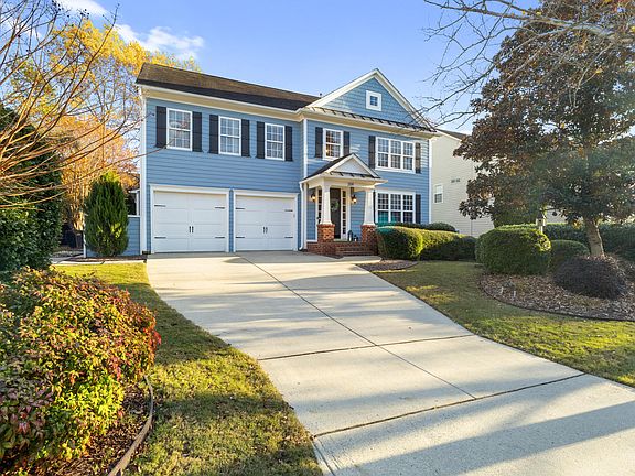 3rd image of 209 Meadowcrest Pl