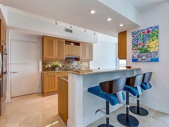 3rd image of 333 Las Olas Way APT 2103