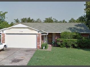 2708 N Park Dr, Stillwater, OK 74075