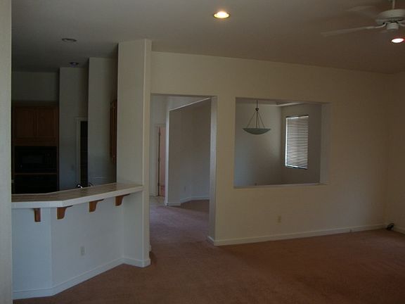 5th image of 929 Bay Hill Way