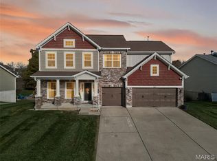 167 Carlton Point Dr, Wentzville, MO 63385