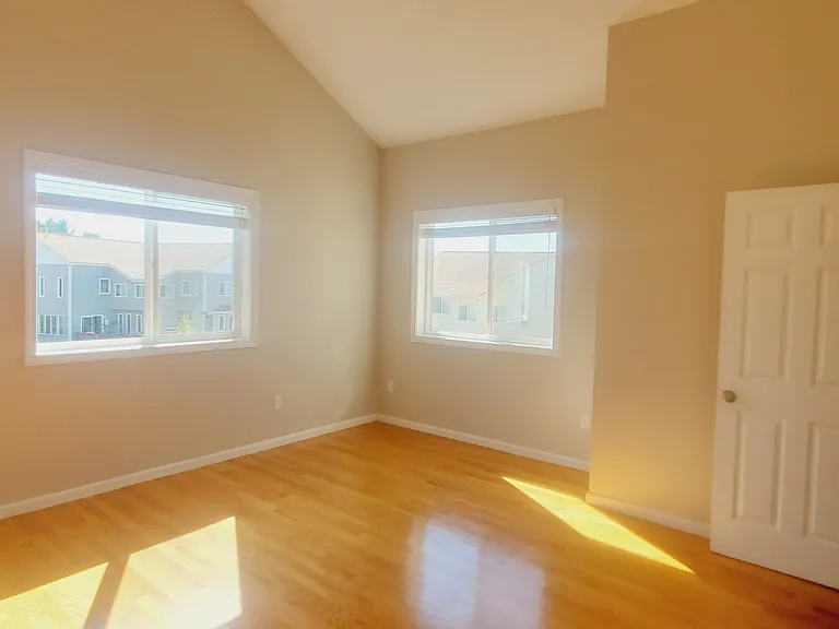 22 John Hancock Dr — Photo 15