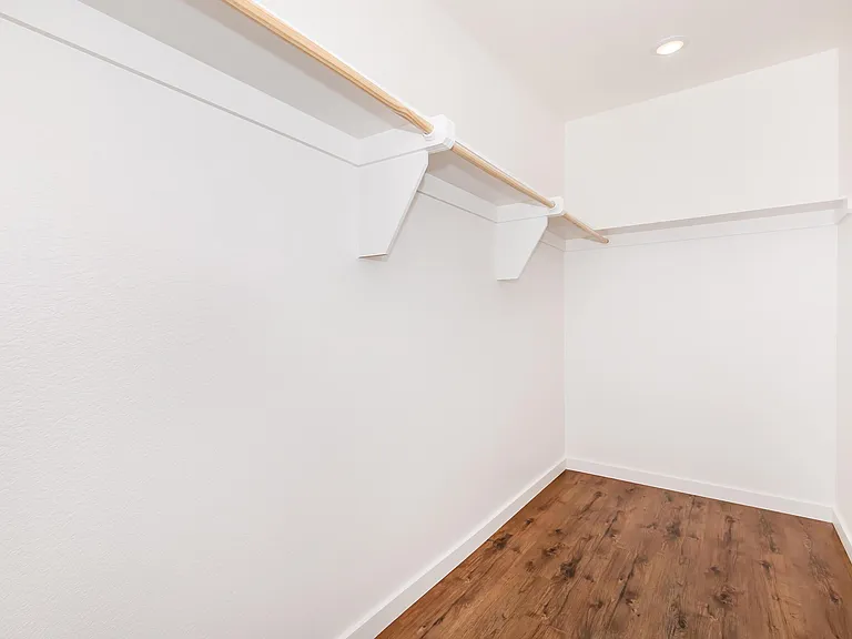 331 Walsh St #331 — Photo 8