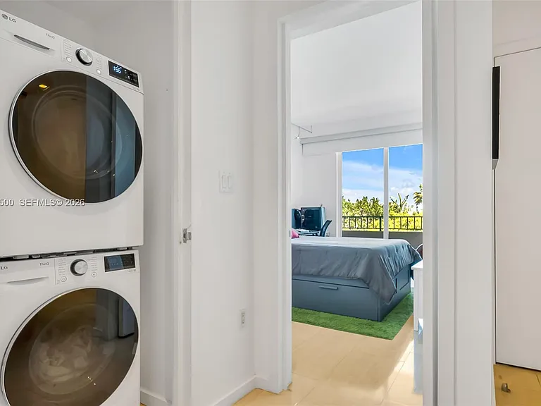 151 Crandon Blvd #500 — Photo 26