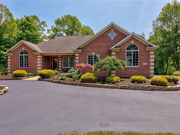 2nd image of 14800 Fairmeadow Ln