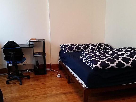 4th image of 347 W 46th St #4
