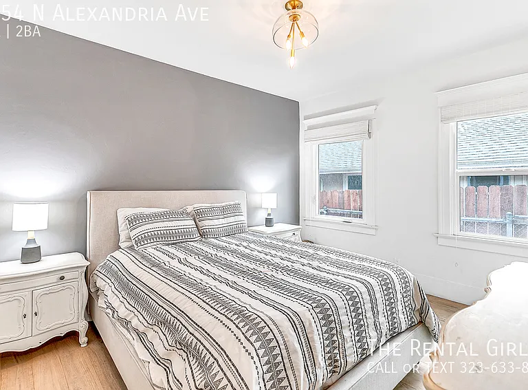 1154 N Alexandria Ave — Photo 29