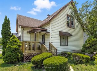 514 E Jackson St, Joliet, IL 60432