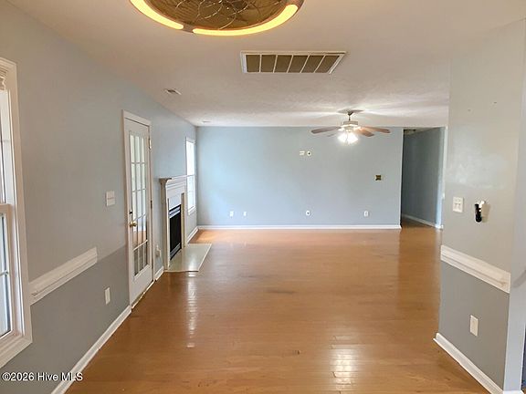 4th image of 4235 Redspire Lane
