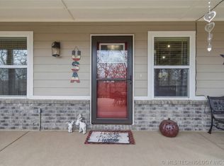 18290 N Lombard Ln, Skiatook, OK 74070