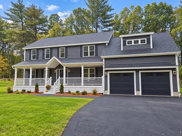 80 Hampstead St, Methuen, MA 01844