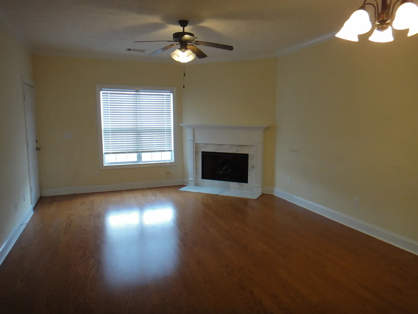 Mill Creek Townhome Available Soon! — Photo 2