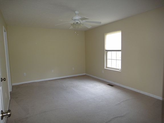 3rd image of 6036 Tennyson Dr