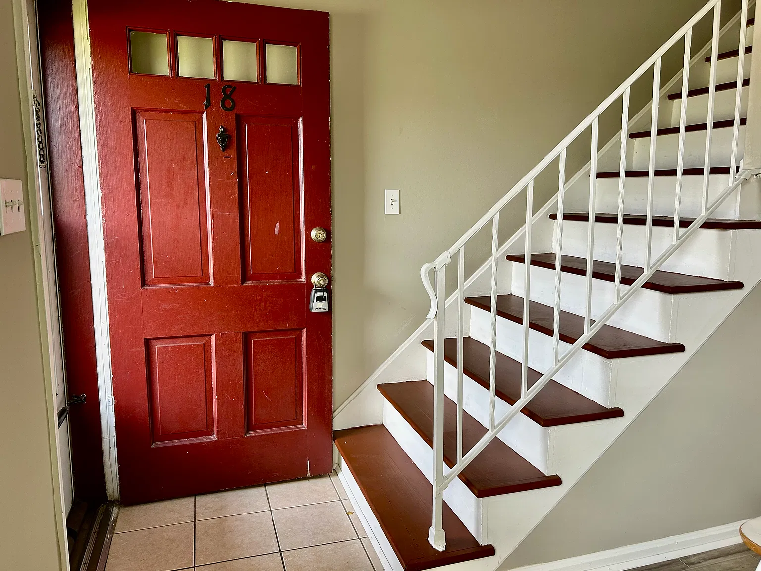 2 bed, 1.5 bath, 1100 sqft, $1,150 — Photo 3