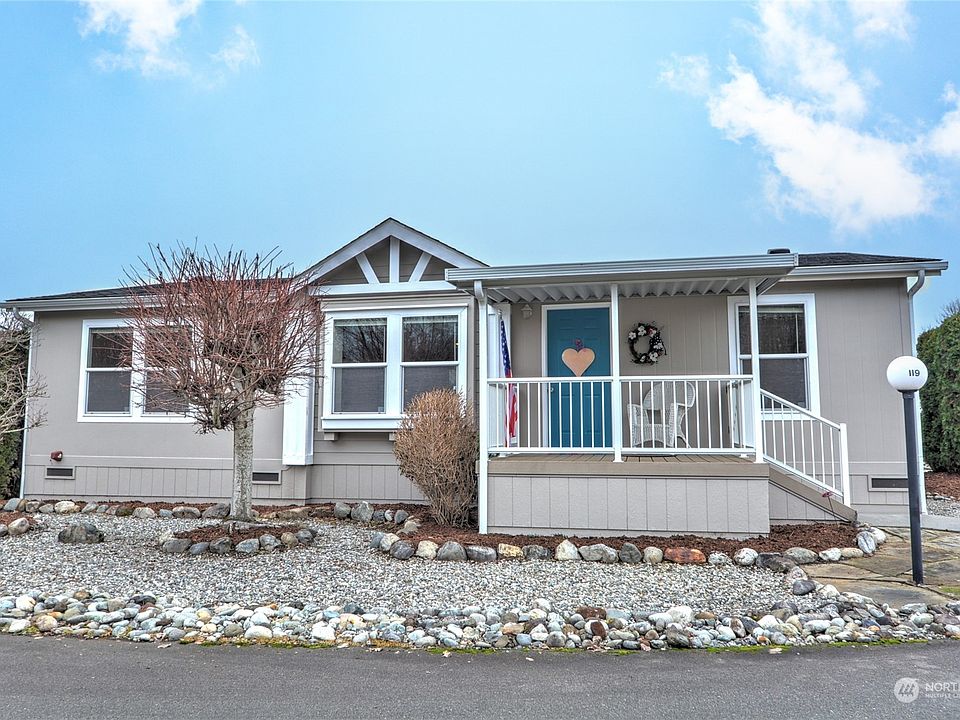 1st image of 14727 43rd Avenue NE #119
