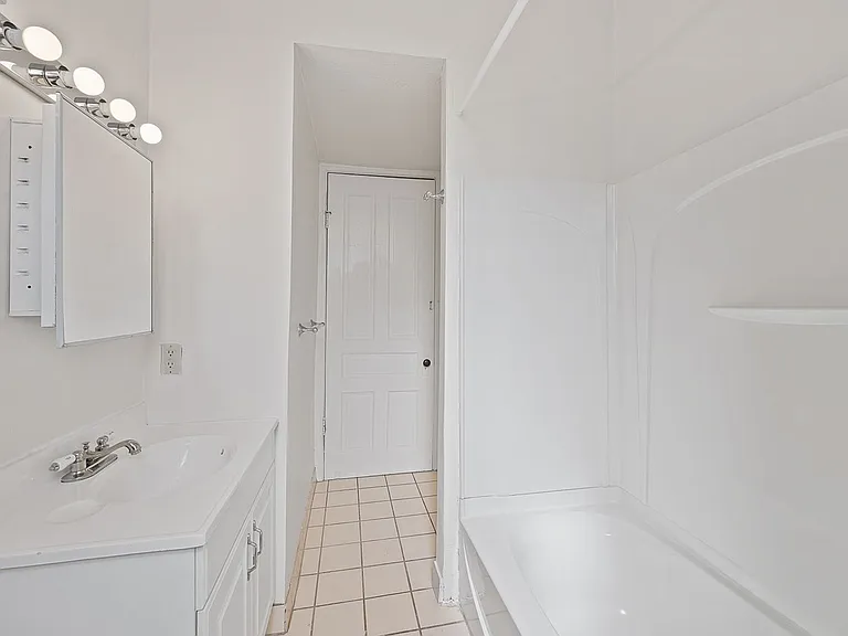 508 Greenup St — Photo 15