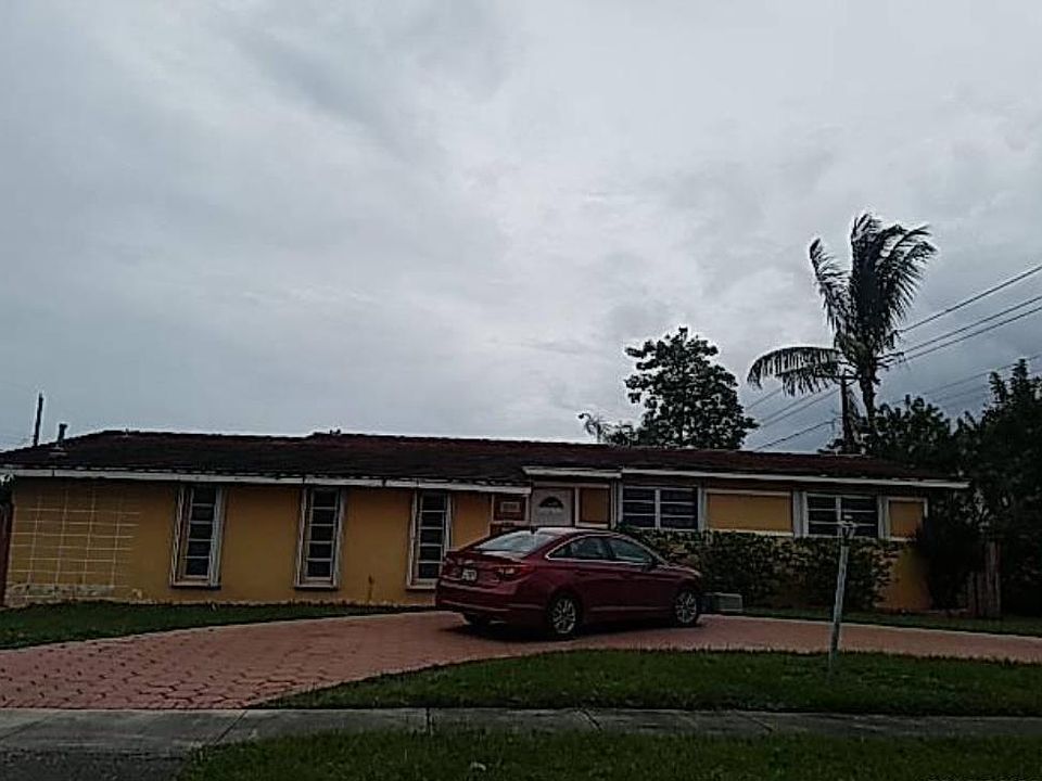 2nd image of 5091 W 8th Ct