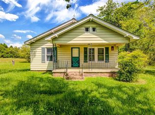 3928 Lewiston Rd, Summerfield, NC 27358