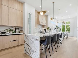 510 S 54th Ave SW, Calgary, AB T2V 0C7